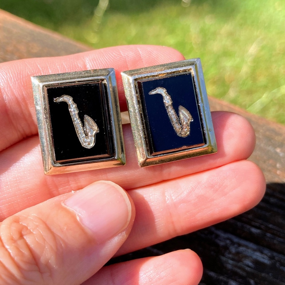 Vintage Black Glass Etched Saxophone Silver Tone Cufflinks